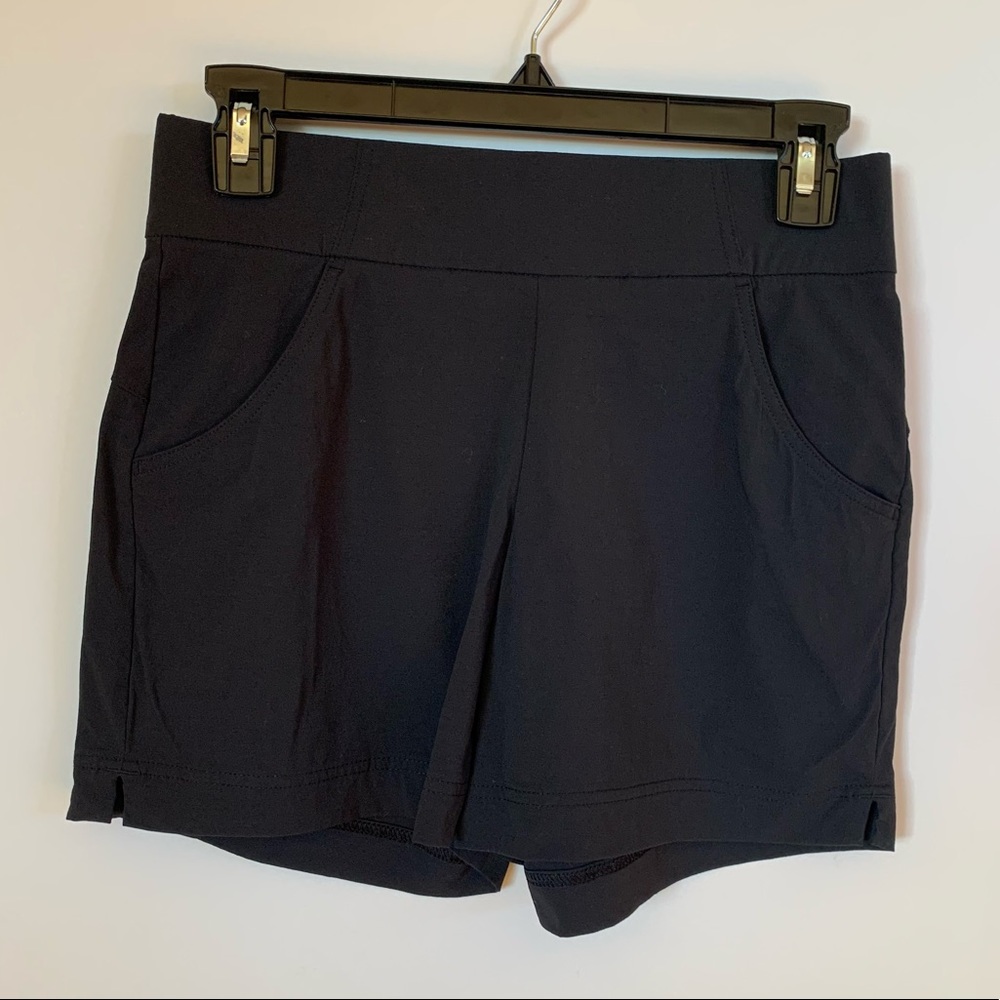 Columbia Highwaisted Black Shorts 4.5” Inseam Womens Size S